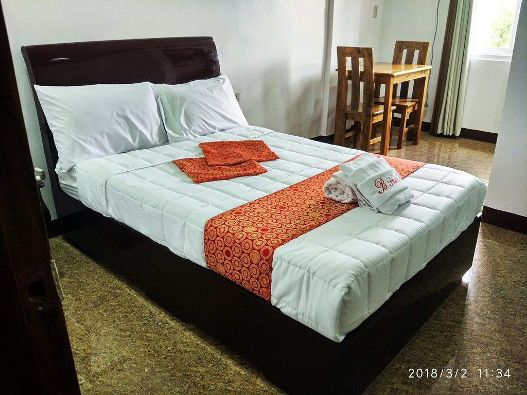 Bicotels Hotel Batangas Buitenkant foto