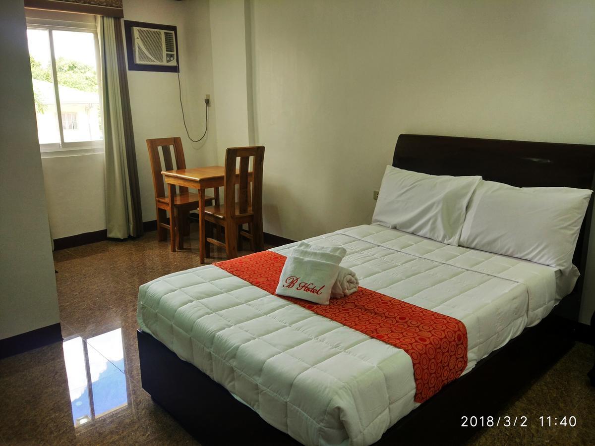Bicotels Hotel Batangas Buitenkant foto