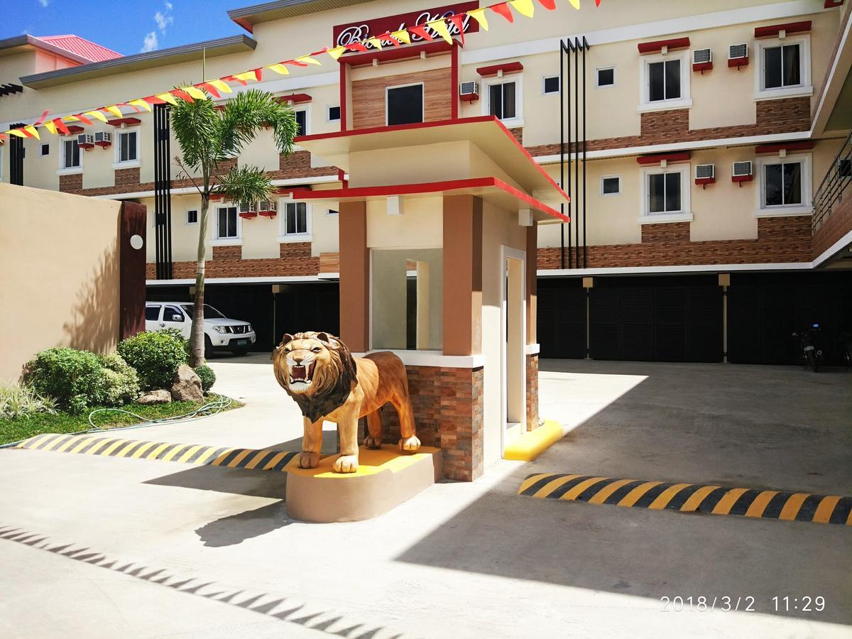 Bicotels Hotel Batangas Buitenkant foto