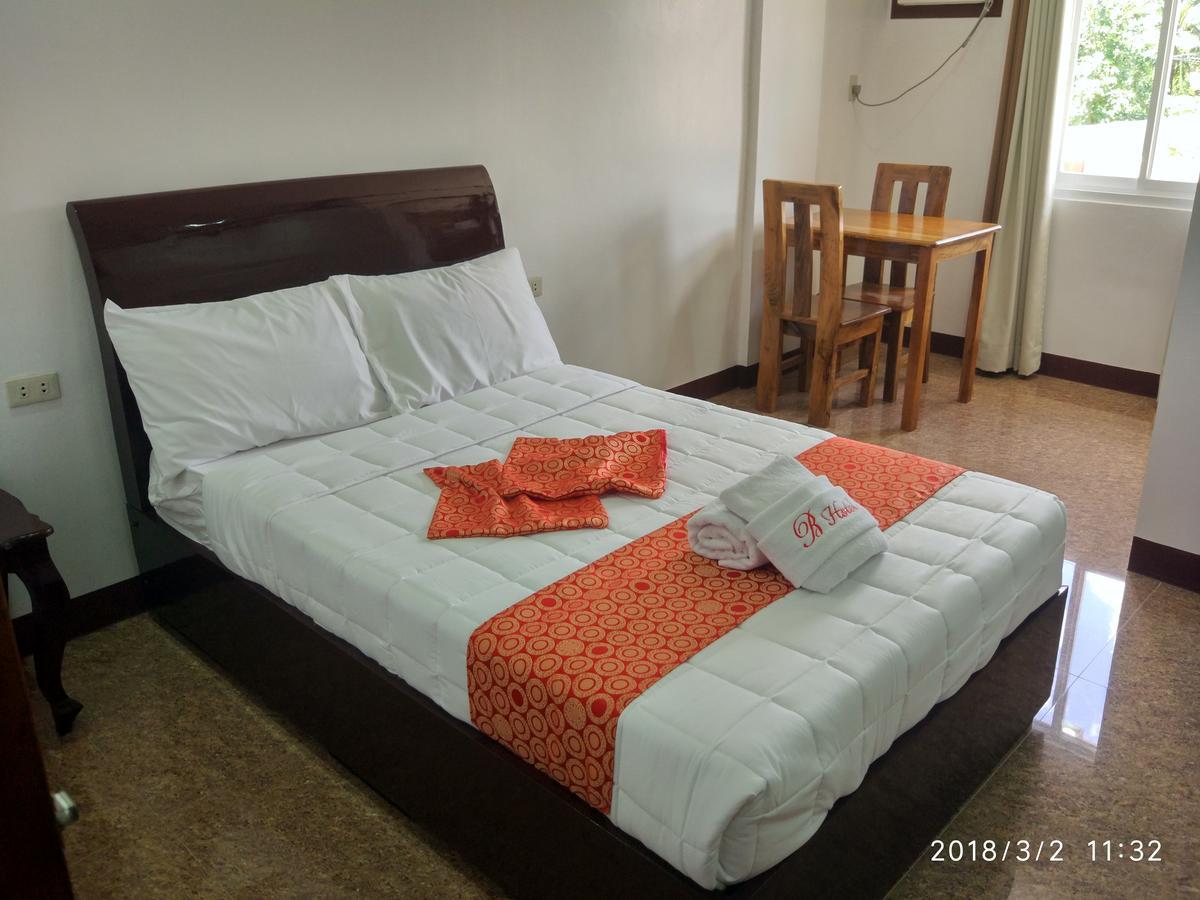 Bicotels Hotel Batangas Buitenkant foto