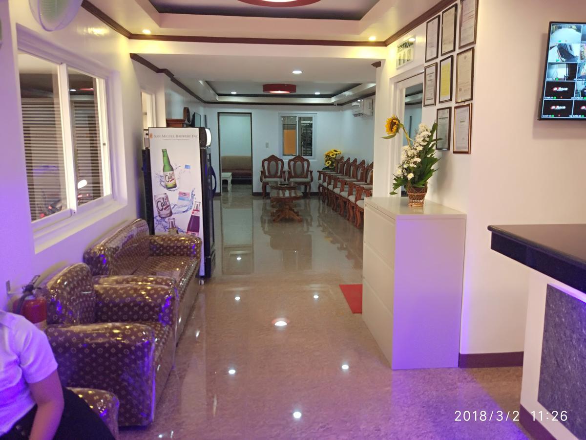 Bicotels Hotel Batangas Buitenkant foto